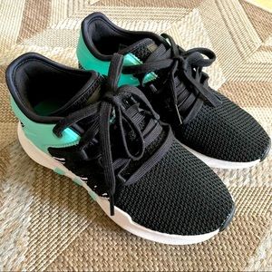 Adidas *LIKE NEW* EQT equipment women’s running shoes- size 5.5